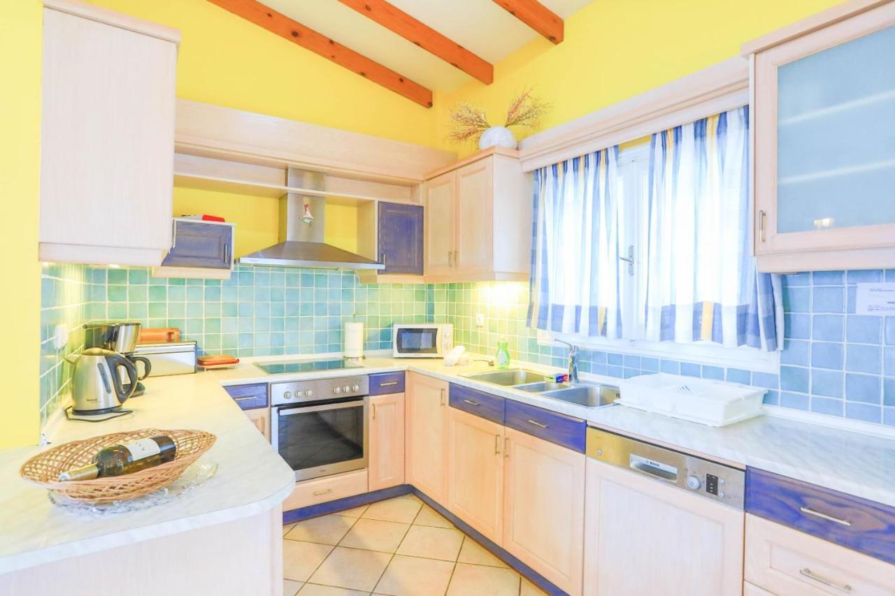 Villa Natasha Katávolos Extérieur photo